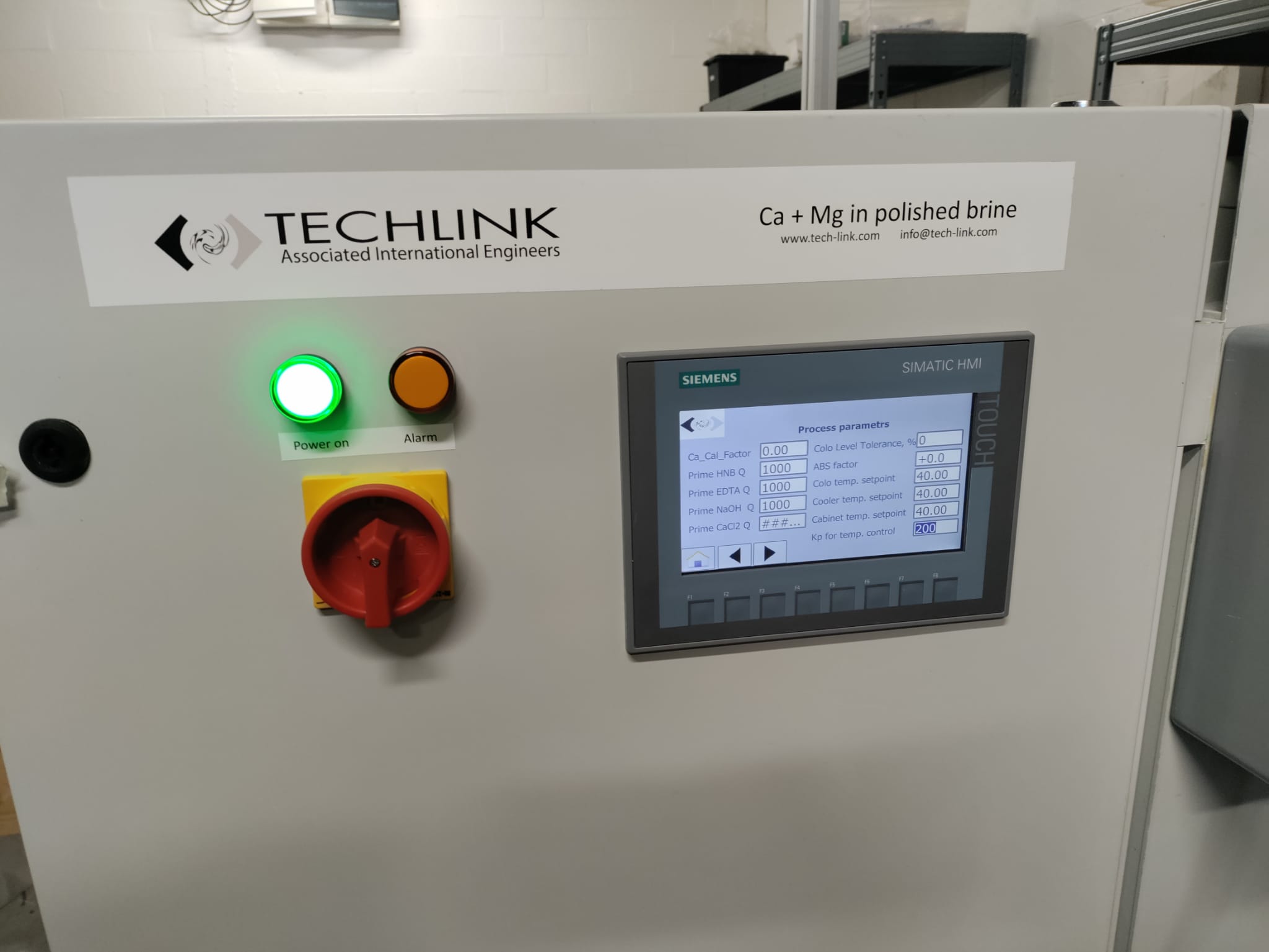 Online analyzer calcium magnesium determination in purified brine Techlink